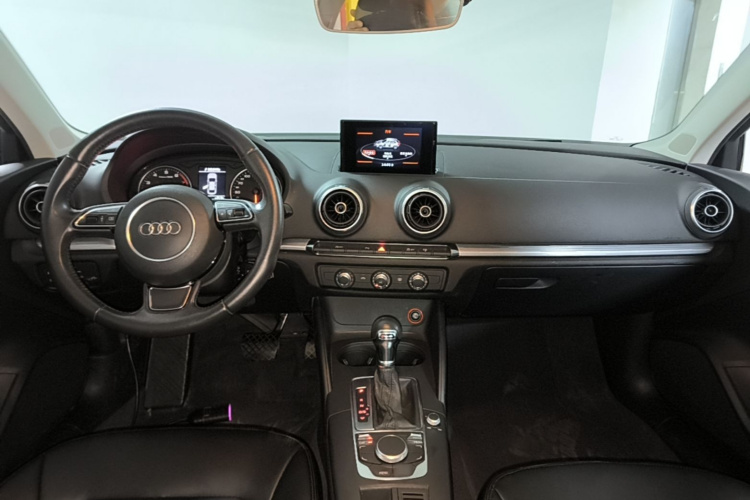 Audi A3 2016 car image #10