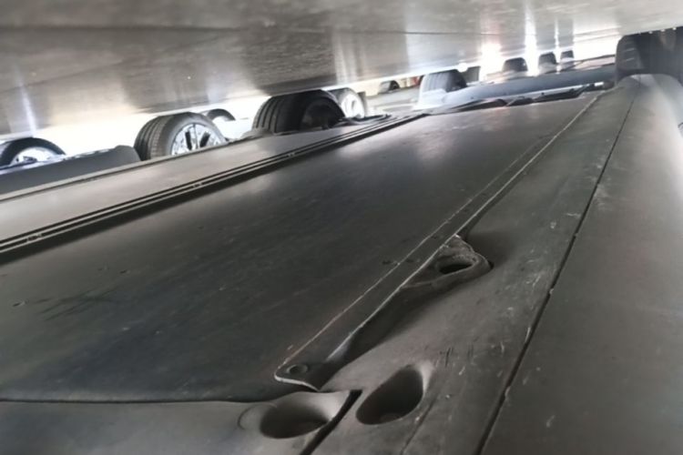 Tesla Model Y 2021 car image #26
