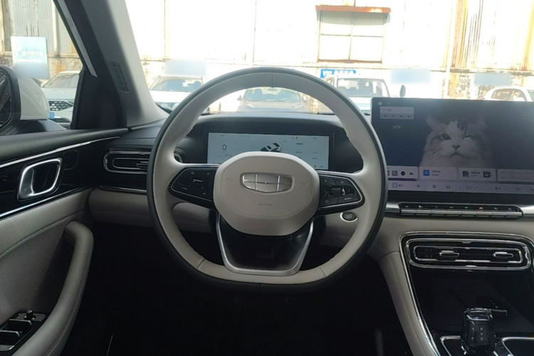 GEELY Emgrand 2026 #11 GEELY Emgrand 2026 car image #11