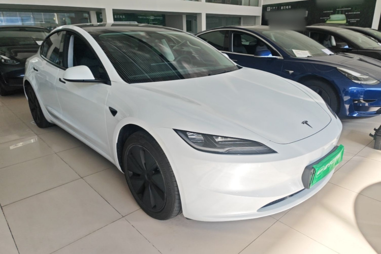 2026 #4 2026 immagine di auto #4