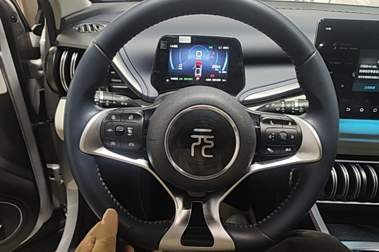 BYD Yuan Plus 2022 immagine di auto #15