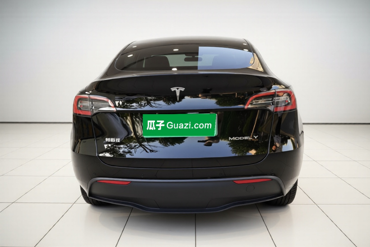 Tesla Model Y 2022 #6 Tesla Model Y 2022 immagine di auto #6