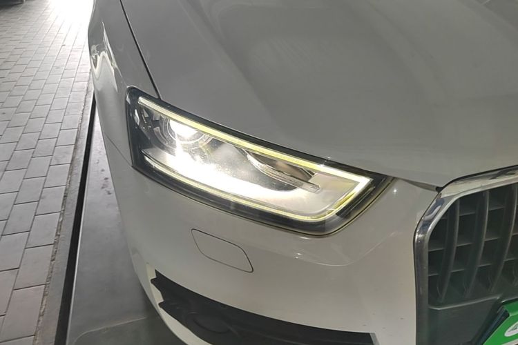 Audi Q3 2015 #8 Audi Q3 2015 car image #8