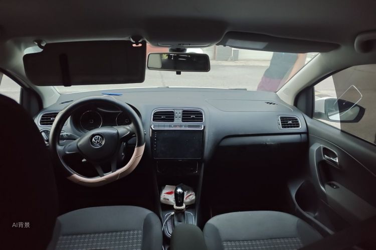 Volkswagen Polo 2015 #11 Volkswagen Polo 2015 car image #11