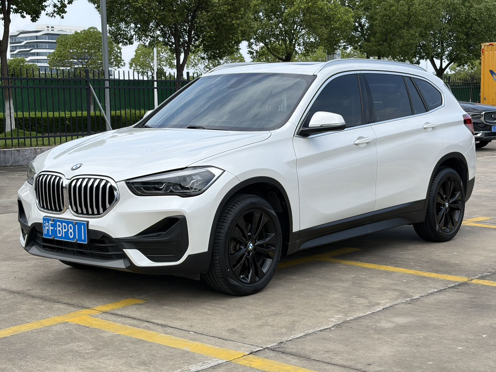 BMW X1 2020 car image 