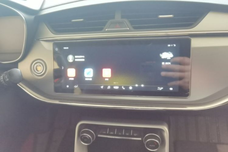 GEELY Binray 2019 car image #13