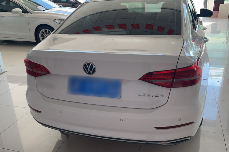 Volkswagen Lavida 2020 car image #8
