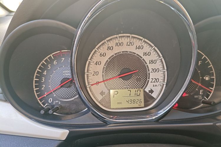 Toyota Vios 2016 image de voiture #12