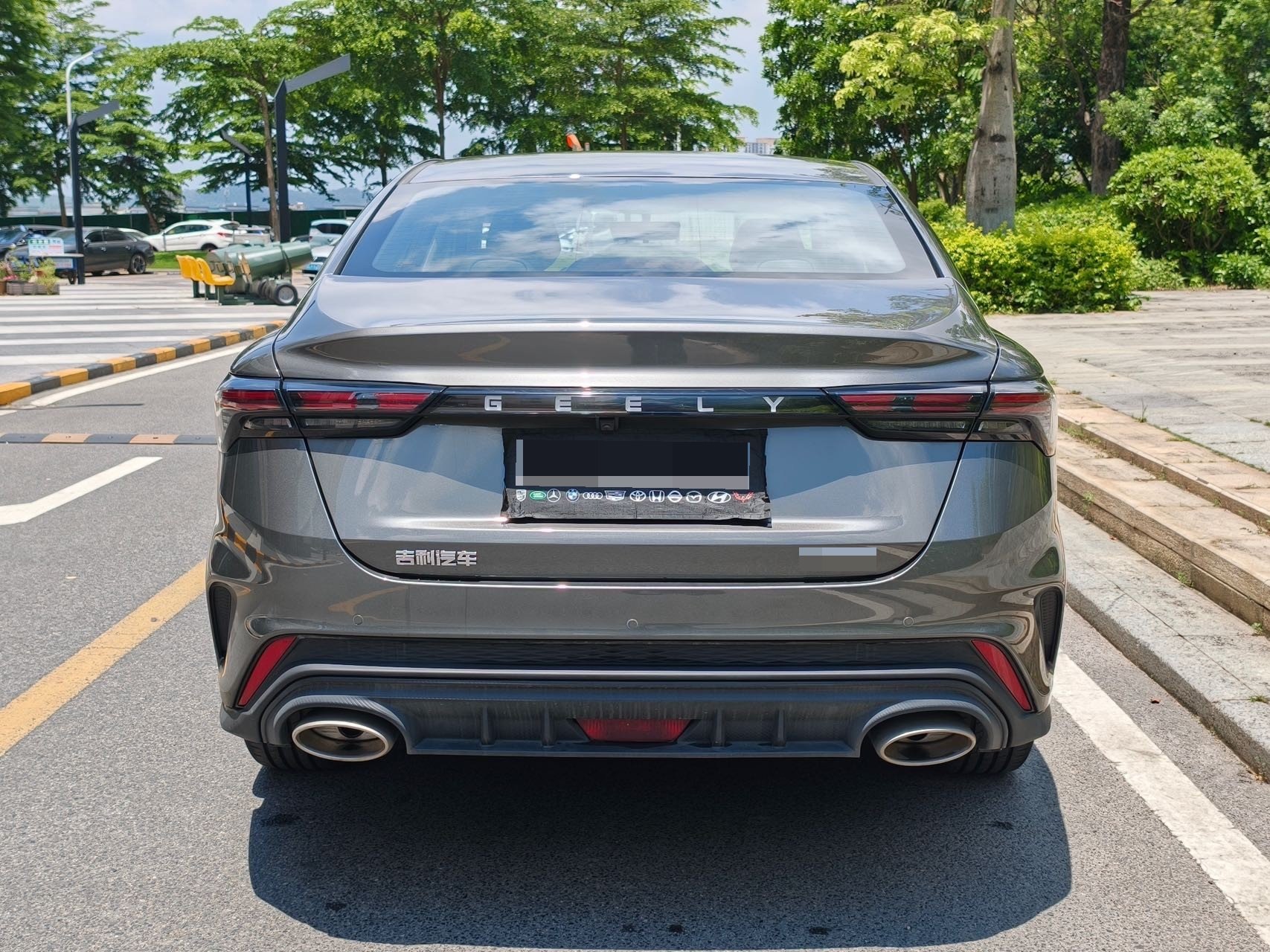 GEELY Binray 2025 imagen de coche #8
