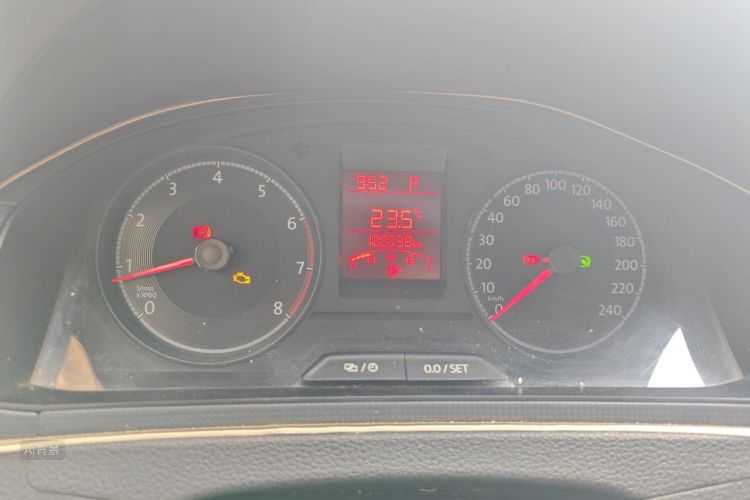Volkswagen Santana 2021 car image #13