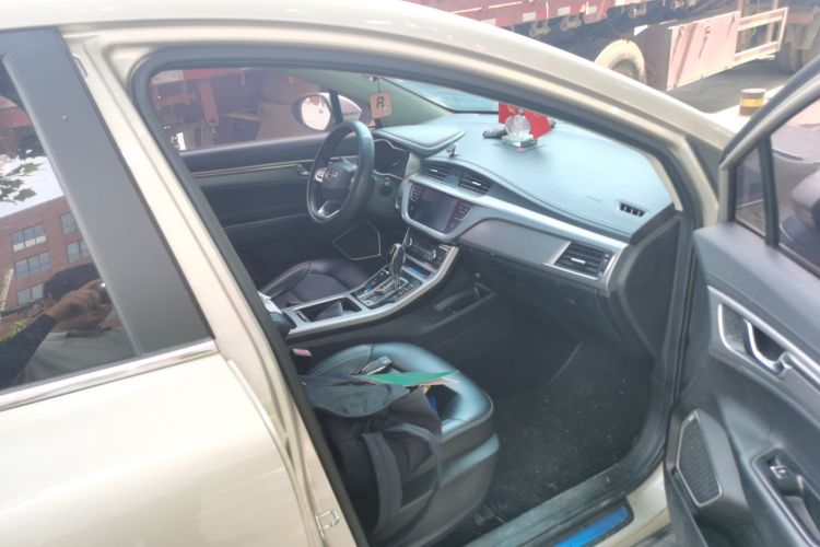 GEELY Emgrand GS 2020 car image #27