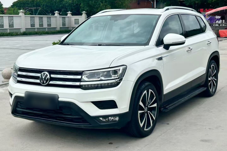 Volkswagen Tharu 2020 car image #2
