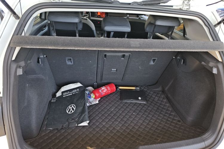 Volkswagen Golf 2021 #19 Volkswagen Golf 2021 car image #19
