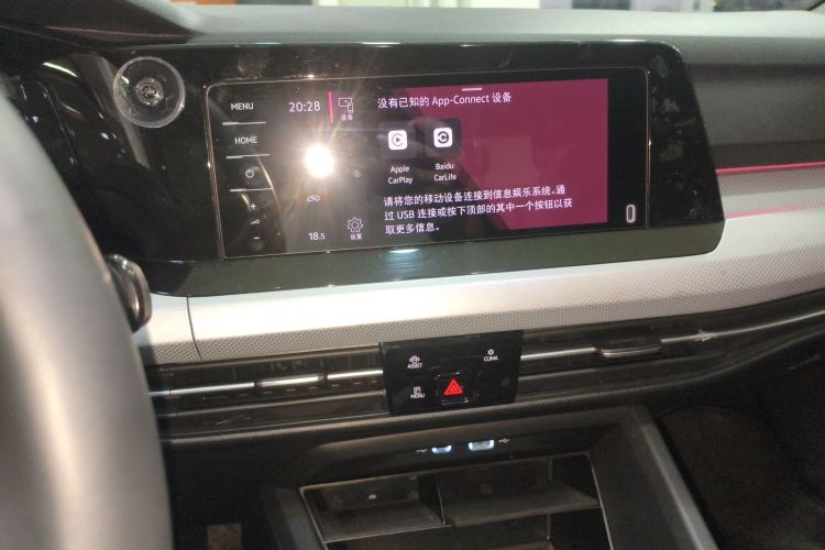 Volkswagen Golf 2022 صورة سيارة #13