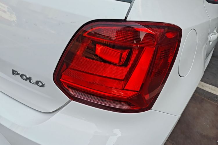 Volkswagen Polo 2017 #8 Volkswagen Polo 2017 car image #8
