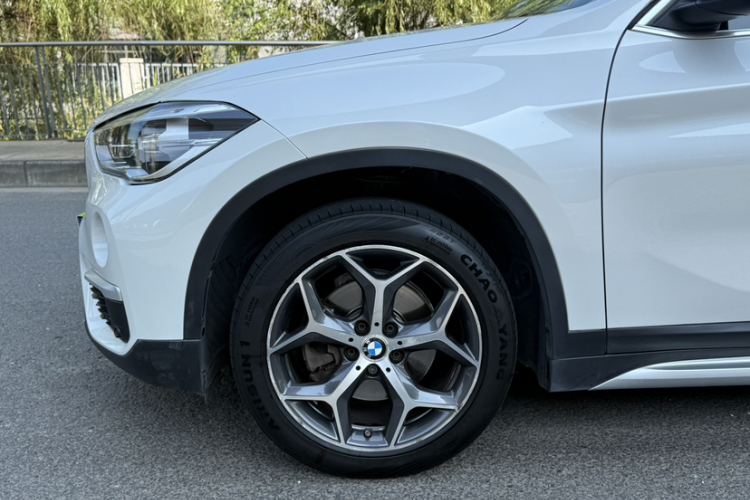 BMW X1 2018 #5 BMW X1 2018 car image #5