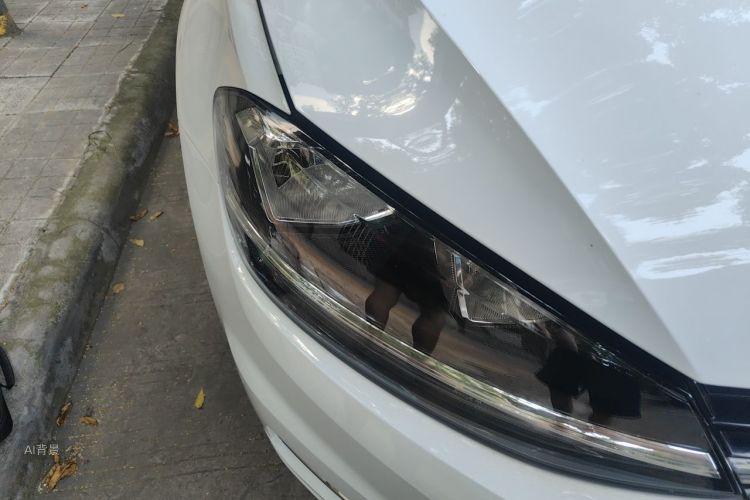 Volkswagen Golf 2018 car image #8