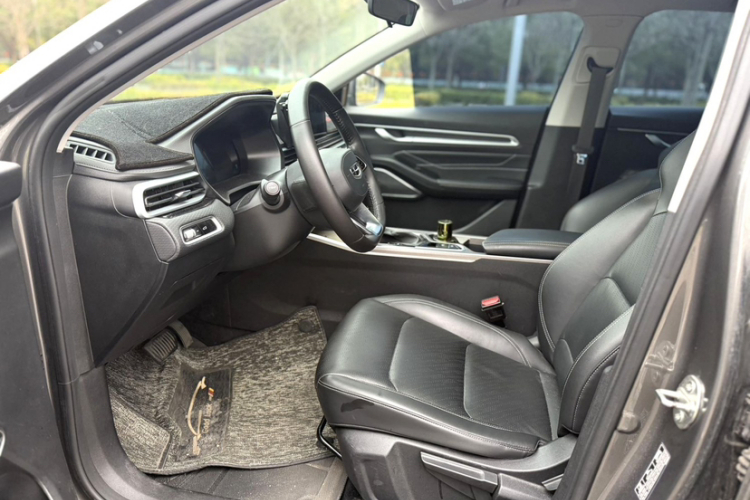 GEELY Emgrand 2022 car image #23