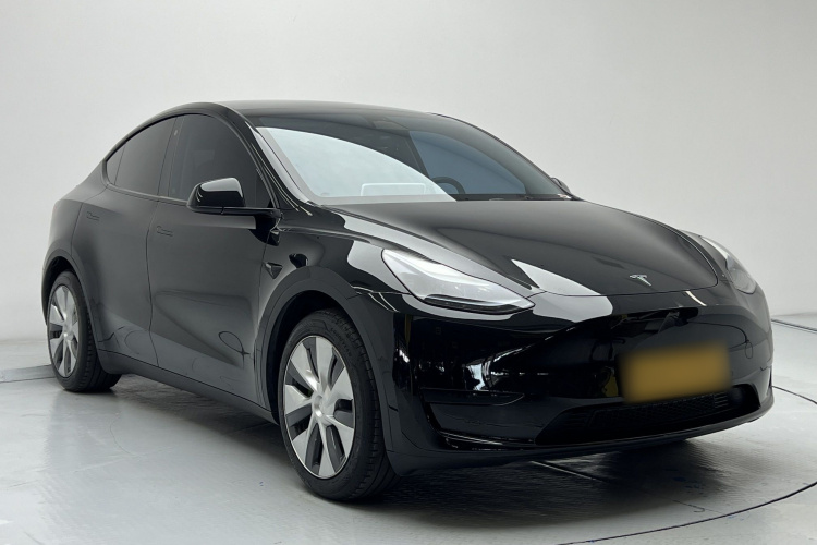 Tesla Model Y 2023 #4 Tesla Model Y 2023 car image #4