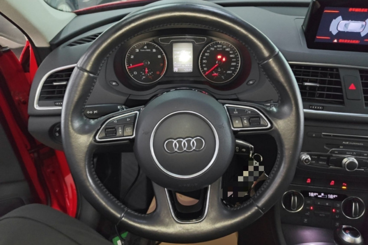 Audi Q3 2018 #11 Audi Q3 2018 car image #11