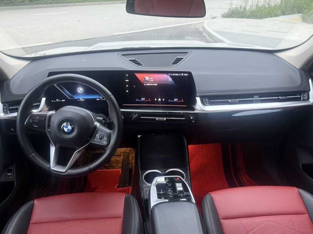 BMW X1 2024 imagen de coche #2
