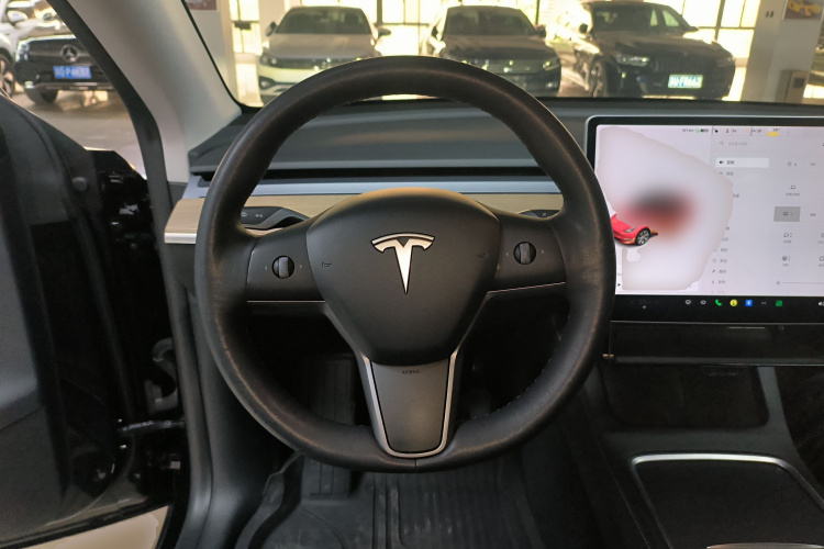 Tesla Model Y 2021 #11 Tesla Model Y 2021 car image #11