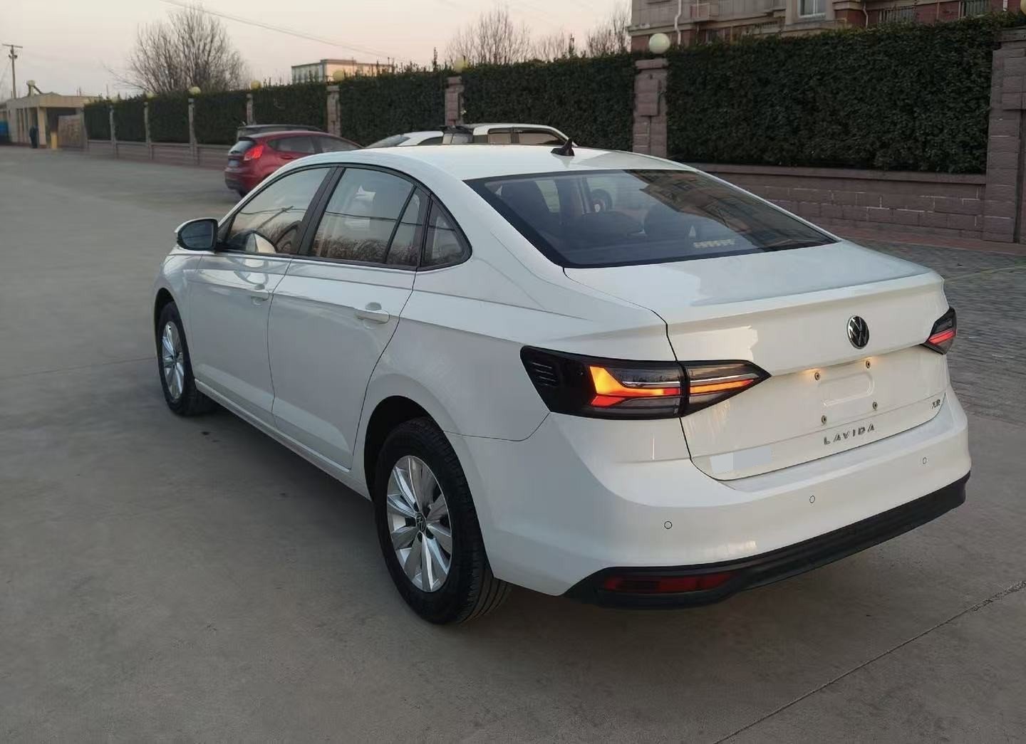 Volkswagen Lavida 2024 car image #9