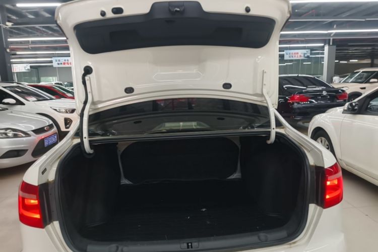 Volkswagen Lavida 2015 car image #21