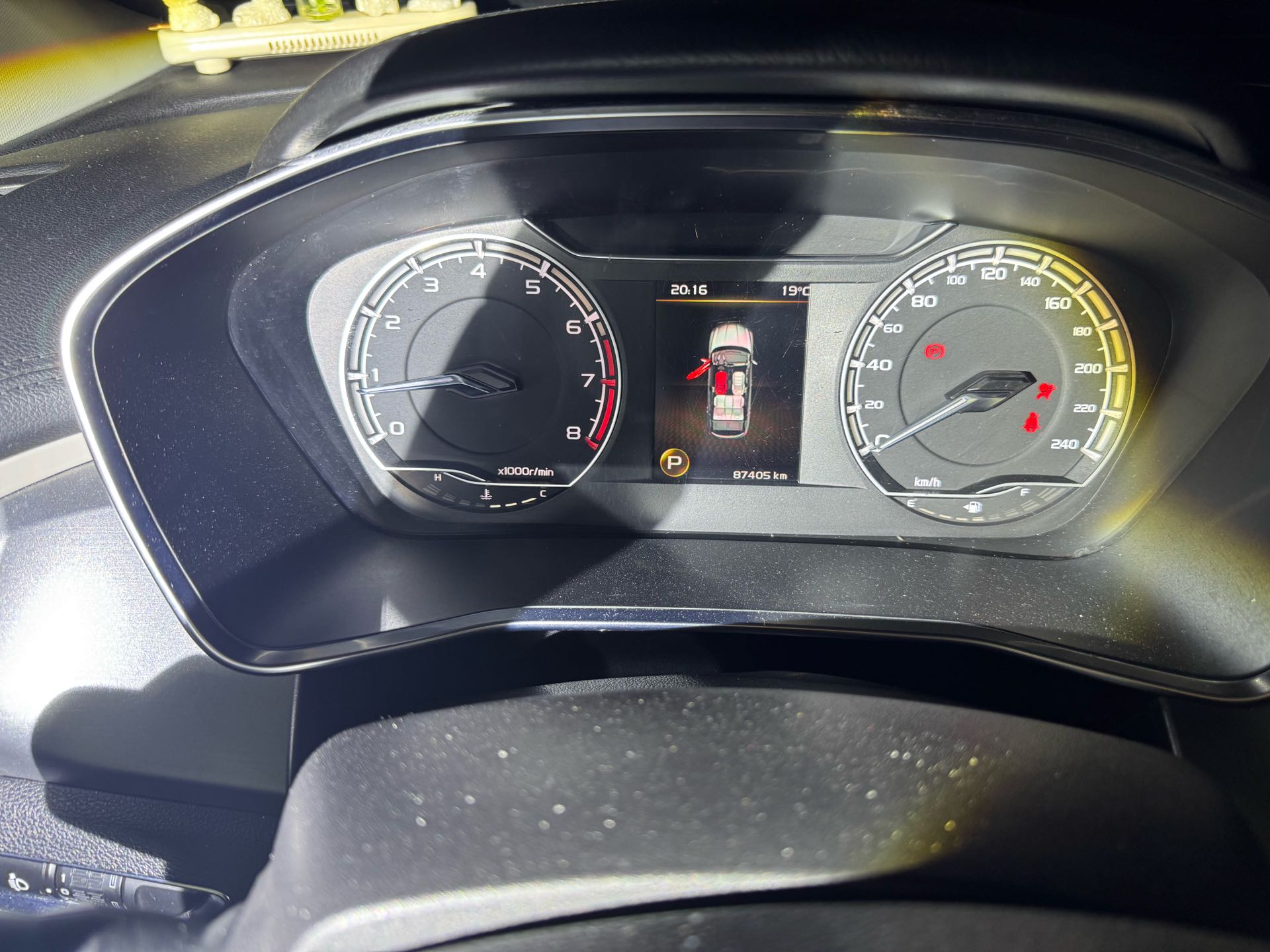 GEELY Coolray 2020 #5 GEELY Coolray 2020 car image #5