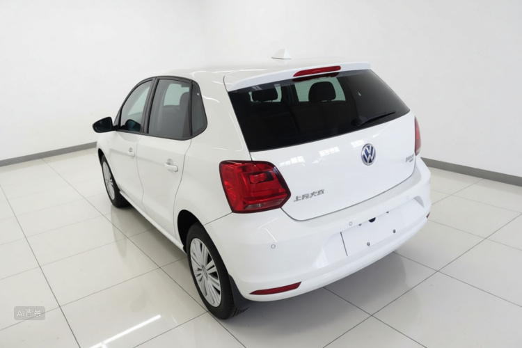 Volkswagen Polo 2019 car image #5