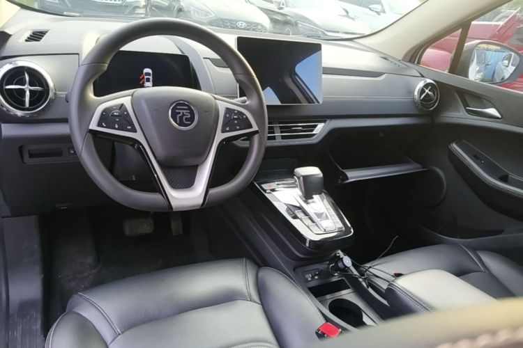 BYD Yuan New Energy 2019 #10 BYD Yuan New Energy 2019 car image #10