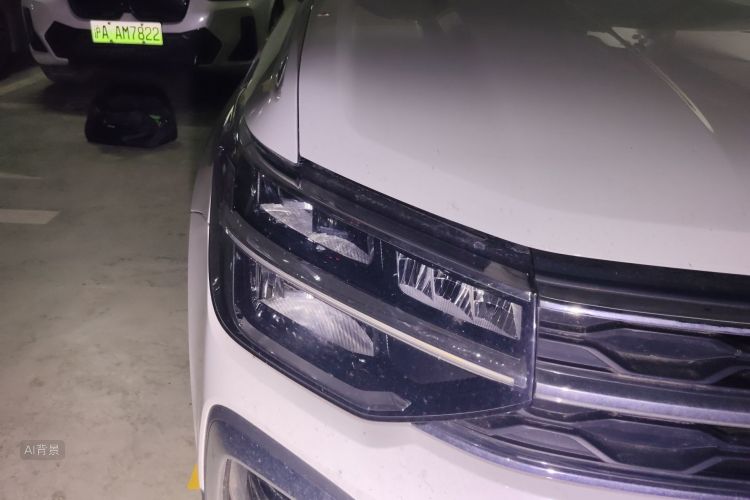 Volkswagen Tharu 2024 immagine di auto #8