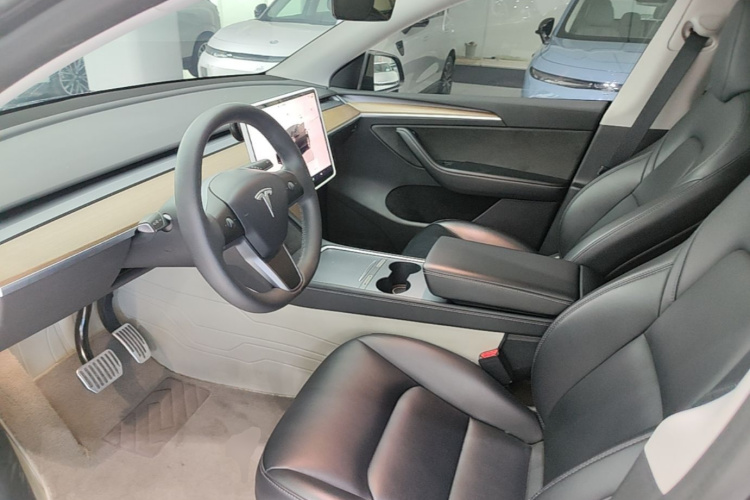 Tesla Model Y 2022 #16 Tesla Model Y 2022 immagine di auto #16