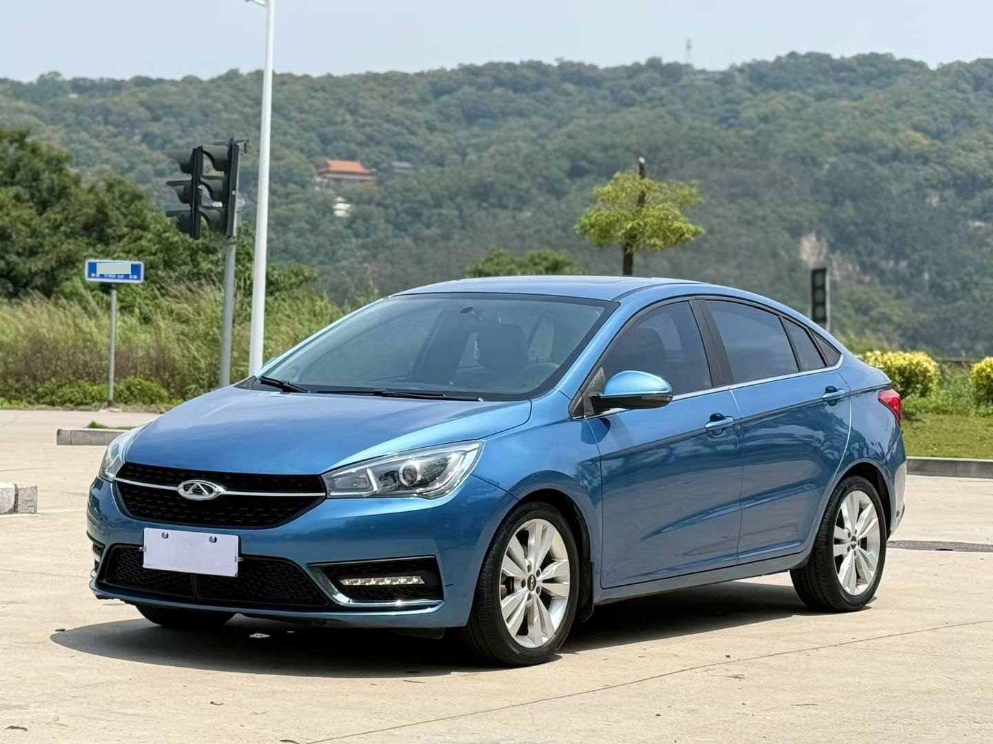 Chery Arrizo 5 2016 Chery Arrizo 5 2016 car image