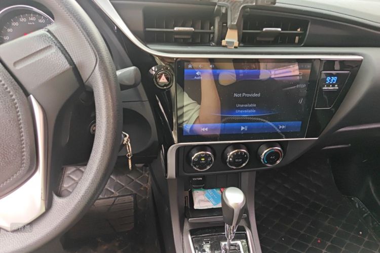 Toyota Corolla 2017 #15 Toyota Corolla 2017 car image #15