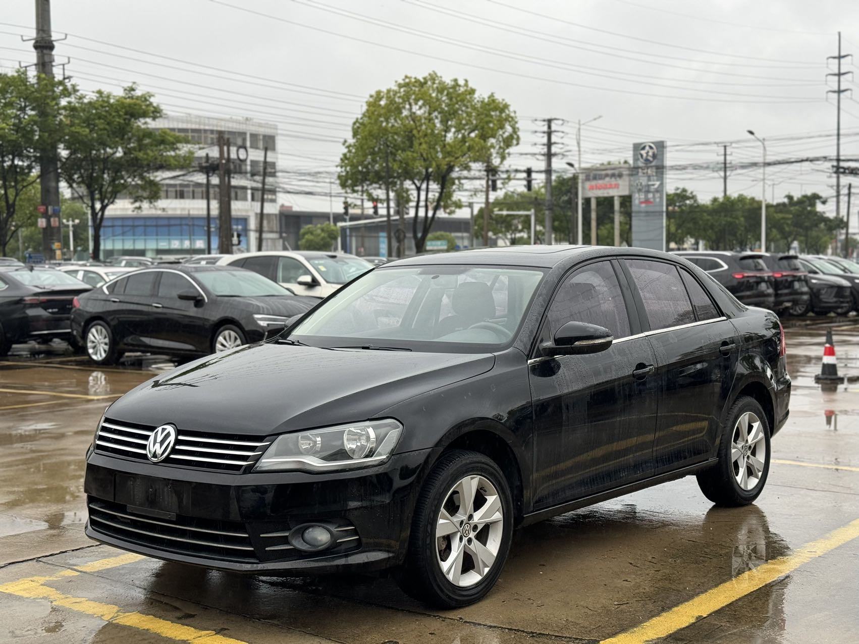Volkswagen Bora 2015 Volkswagen Bora 2015 car image