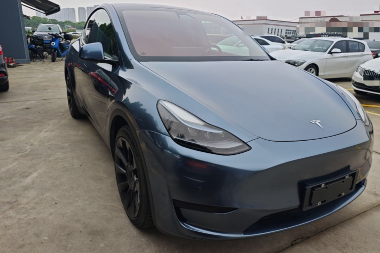 Tesla Model Y 2022 #6 Tesla Model Y 2022 car image #6