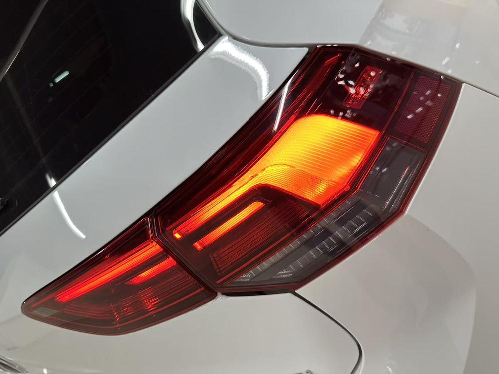 Volkswagen Golf 2022 car image #16