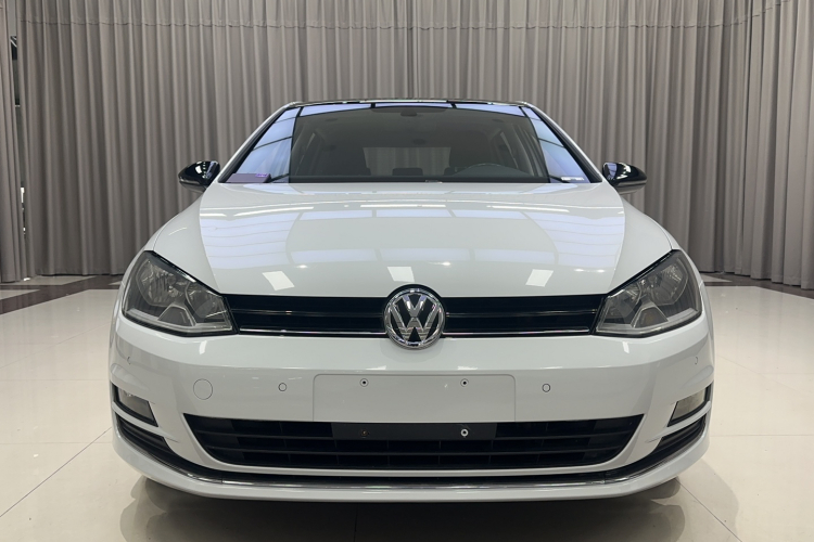 Volkswagen Golf 2017 imagen de coche #3