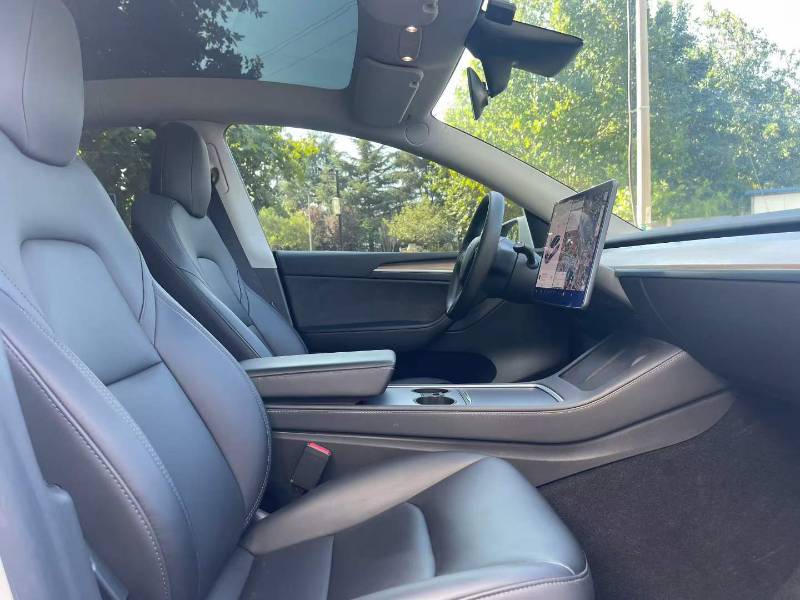 Tesla Model Y 2021 #5 Tesla Model Y 2021 car image #5