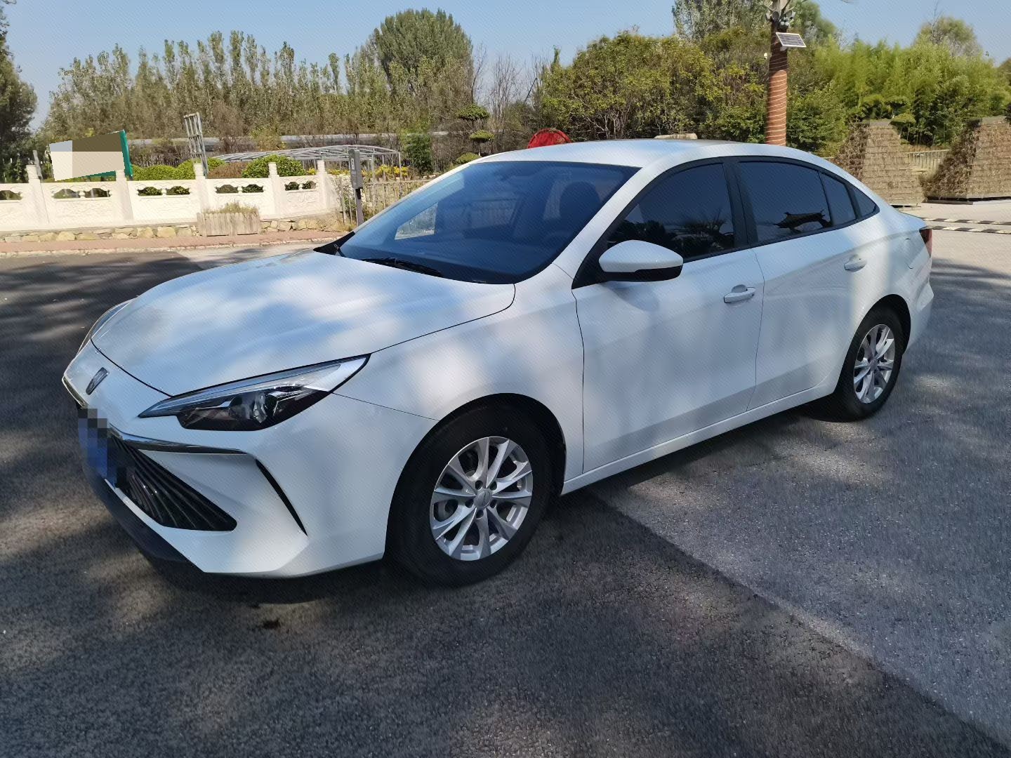 Roewe i5 2024 изображение автомобиля 