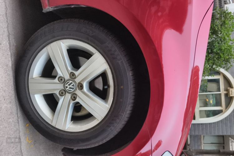 Volkswagen Golf 2014 car image #9