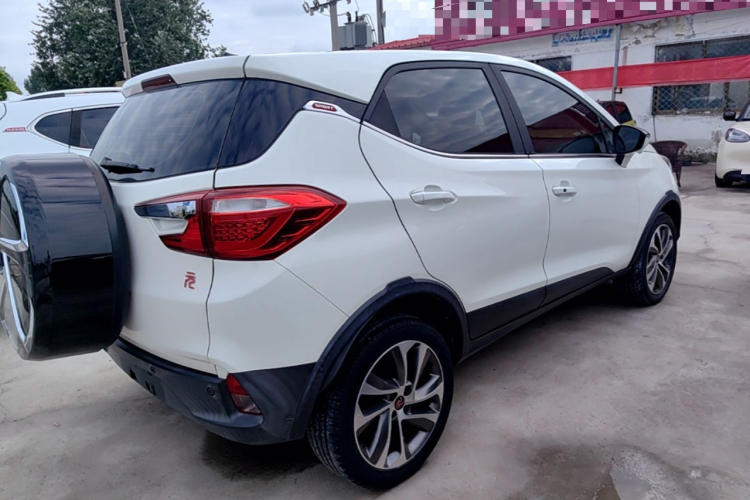 BYD Yuan 2017 car image #7