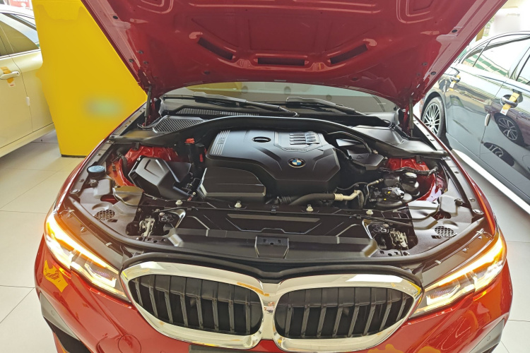 BMW 3 Series 2020 car image #22