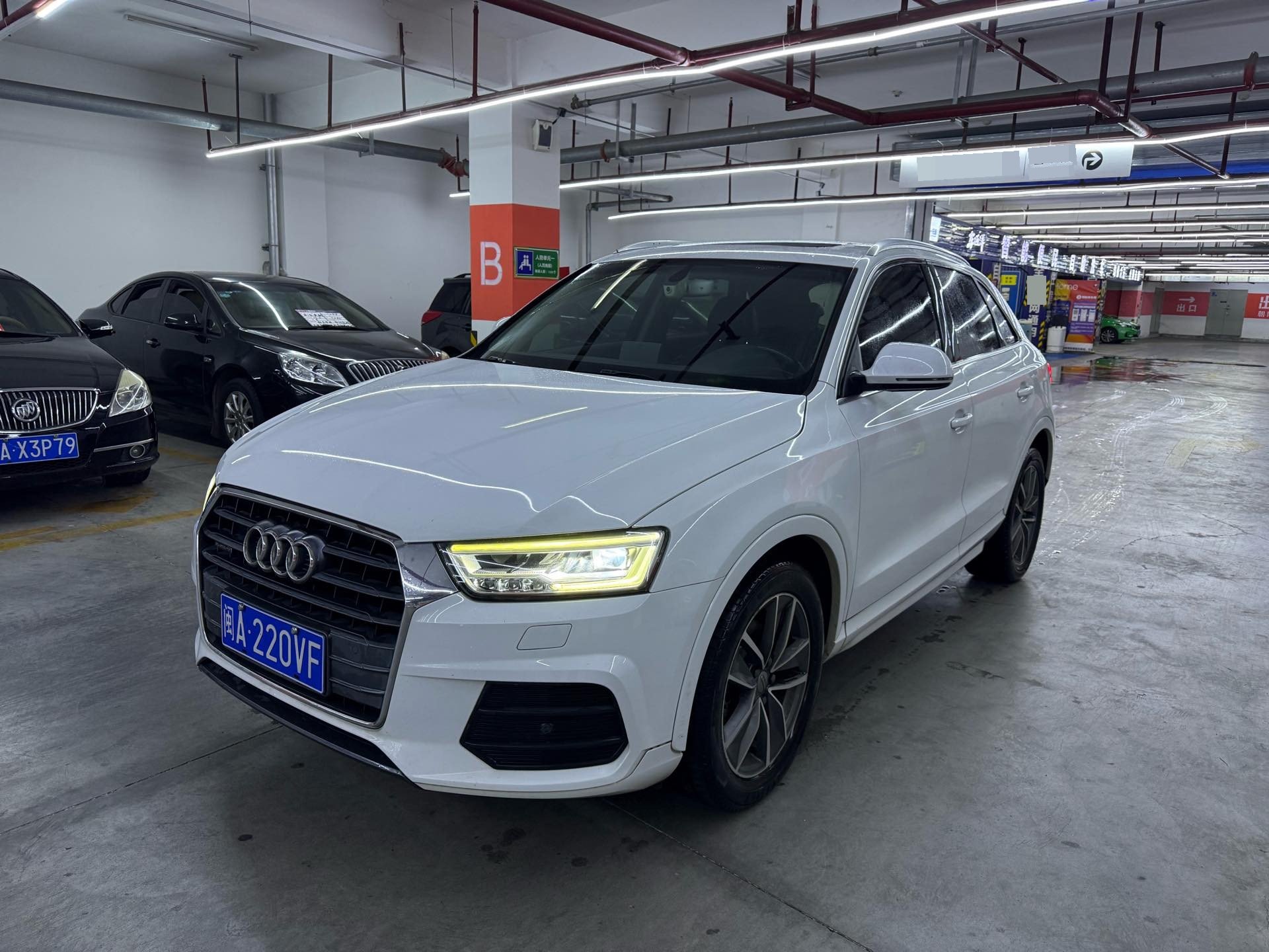 Audi Q3 2016 Audi Q3 2016 car image