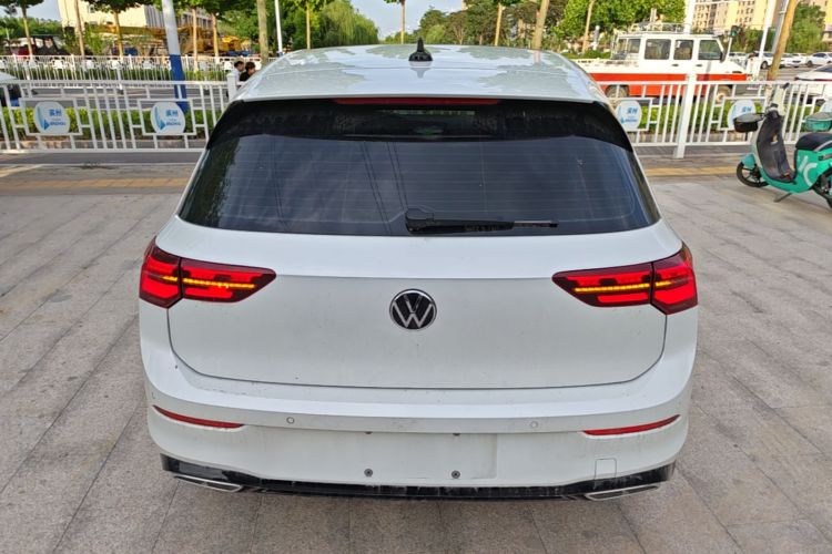 Volkswagen Golf 2021 #6 Volkswagen Golf 2021 car image #6
