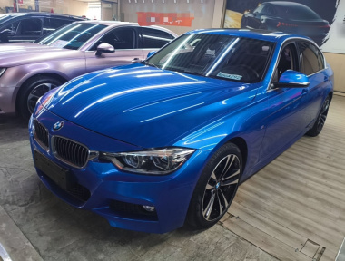 BMW 3 Series 2019 car image 
