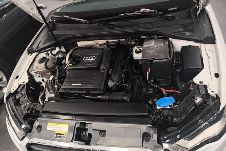 Audi A3 2017 car image #22