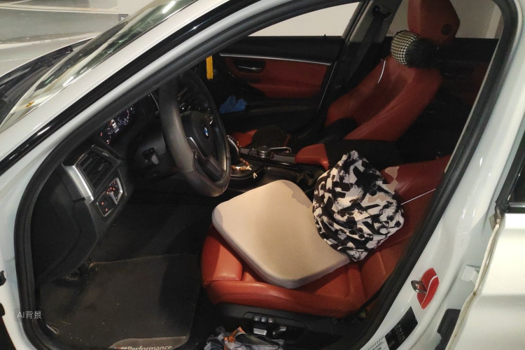 BMW 3 Series 2018 #17 BMW 3 Series 2018 car image #17