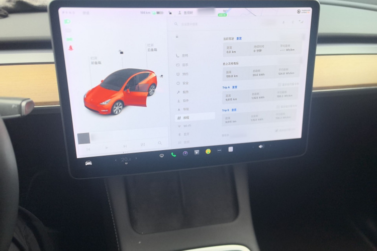 Tesla Model Y 2021 #17 Tesla Model Y 2021 car image #17